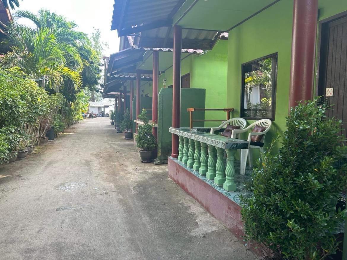 Abc Bungalow Baan Tai Esterno foto