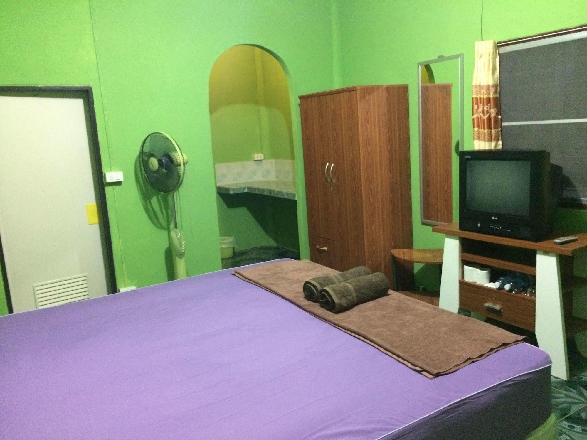 Abc Bungalow Baan Tai Esterno foto