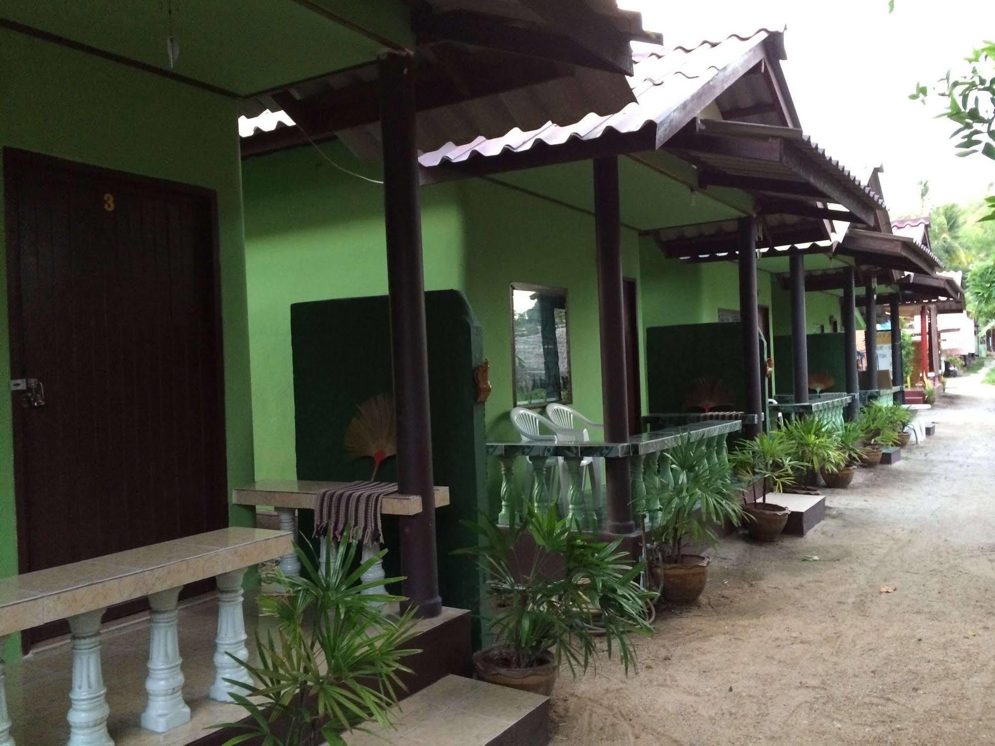 Abc Bungalow Baan Tai Esterno foto